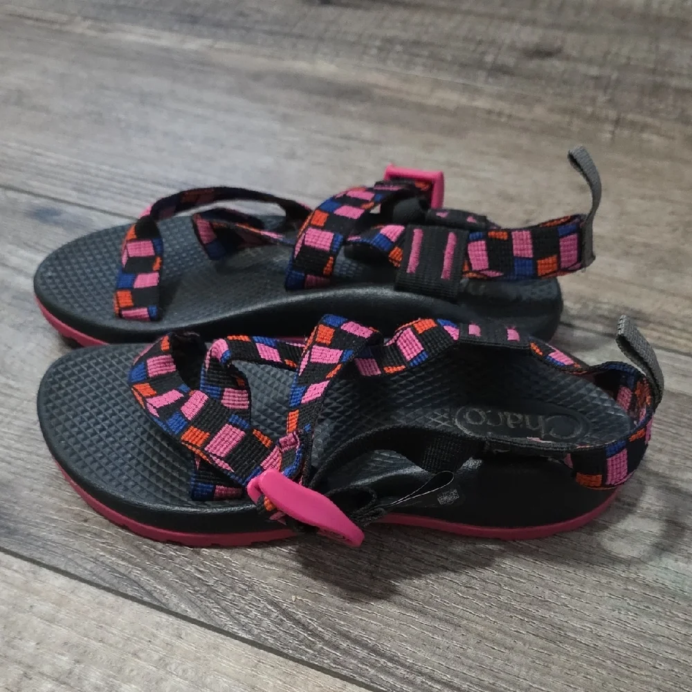 Chaco Z1 Ecotread kids' sandals in the Cubit Magent